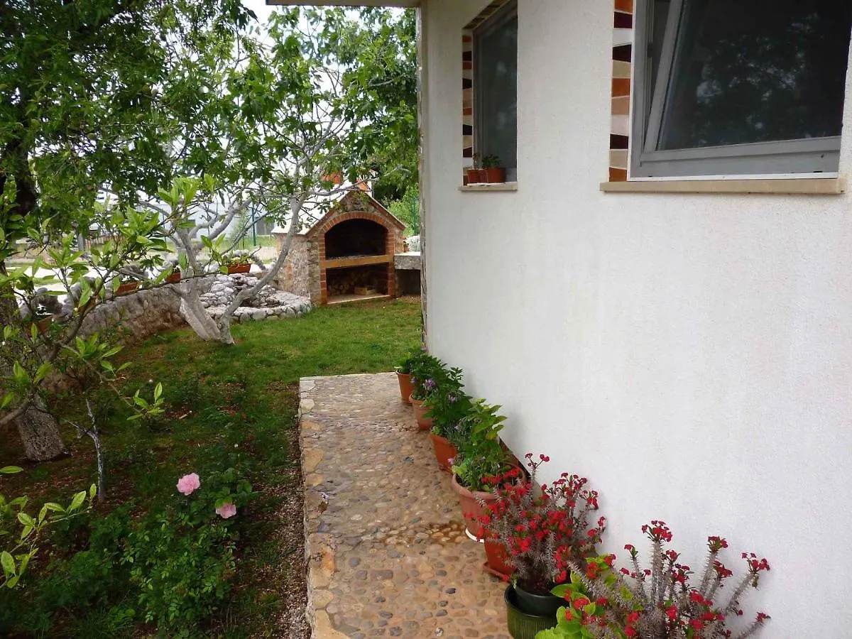 Apartments Seline/Paklenica Riviera 27380