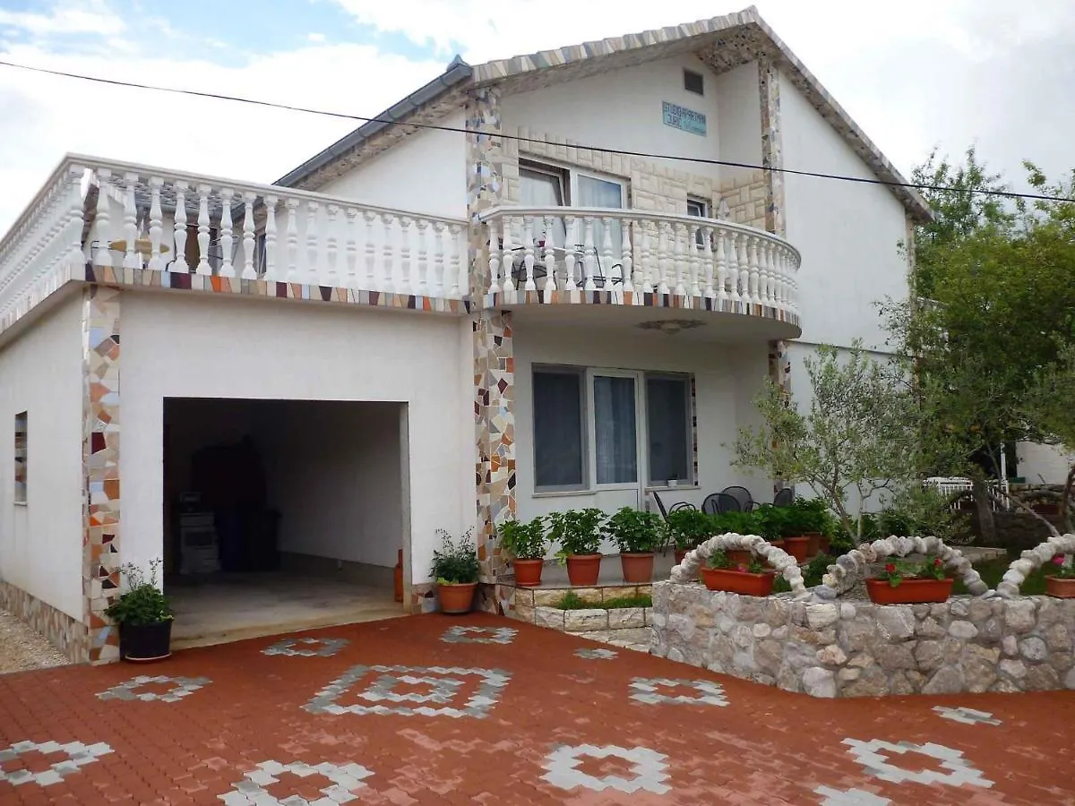 Apartments Seline/Paklenica Riviera 27380