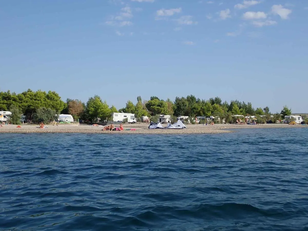 Apartments Seline/Paklenica Riviera 27380